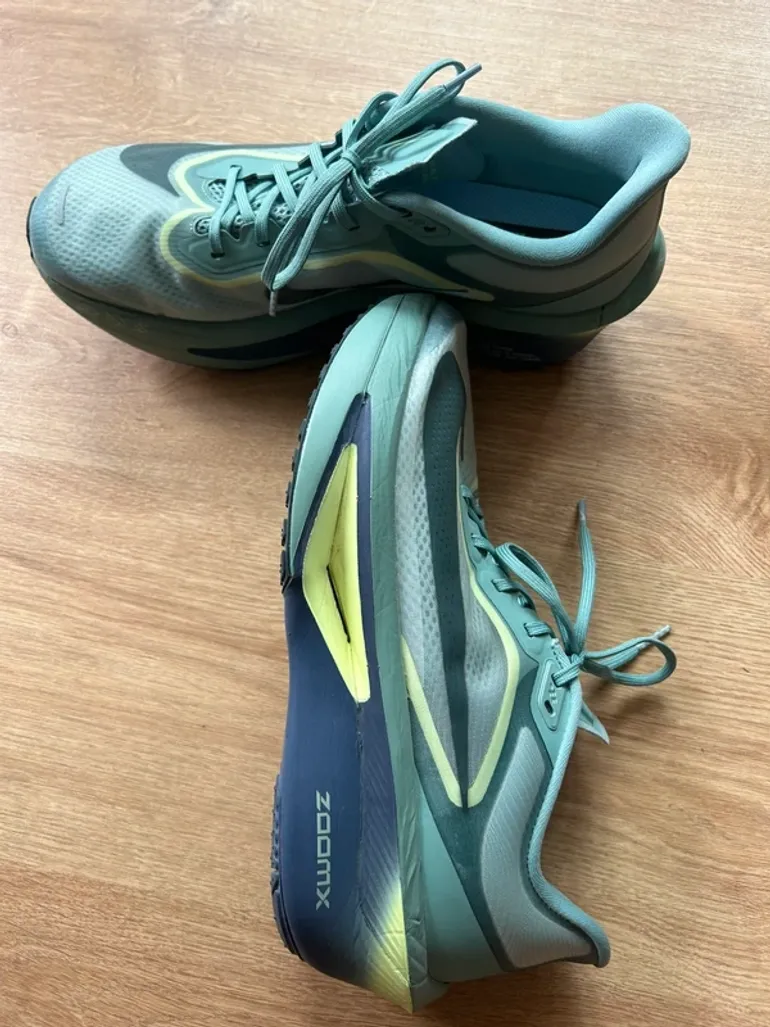 Used Lauf Nike Zoom Fly 6 bike — image 3 of 5