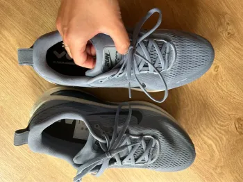 Použité Nike Vomero Zoom 18 bike — obrázek 4 z 5