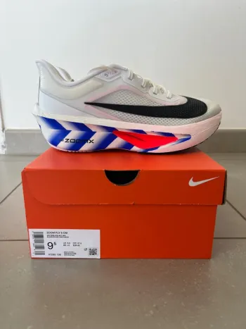 White Zoom Fly 6 Running Shoes usato