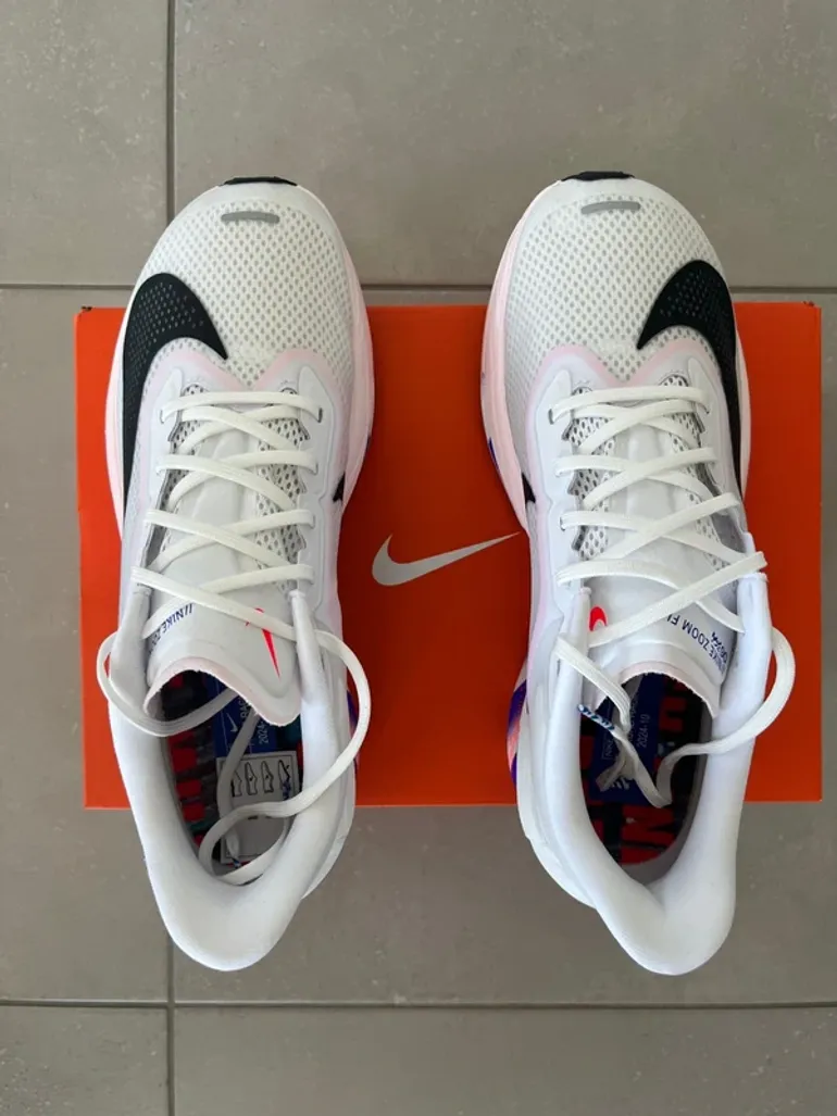 Použité White Zoom Fly 6 bike — obrázek 2 z 10