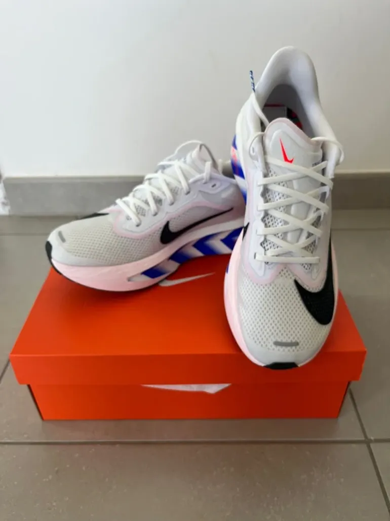Použité White Zoom Fly 6 bike — obrázek 10 z 10