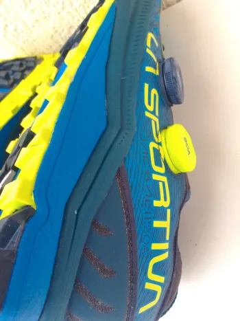 Used La Sportiva Jackal II bike — image 8 of 11