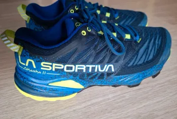 Used La Sportiva Akasha II bike — image 2 of 9