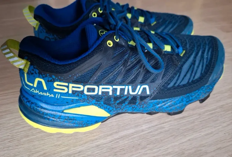 Used La Sportiva Akasha II bike — image 2 of 9