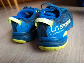 Used La Sportiva Akasha II bike — image 9 of 9