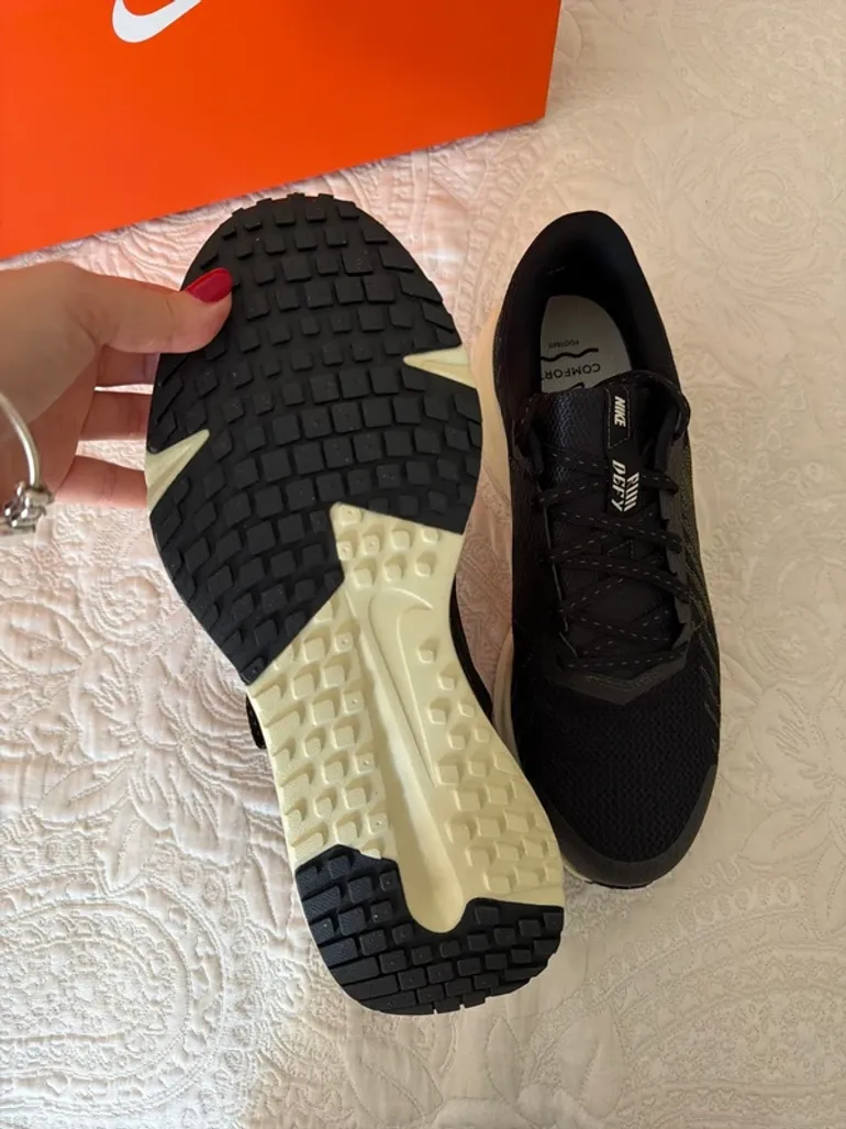 Nike Rub Defy bike d'occasion — image 5 sur 7