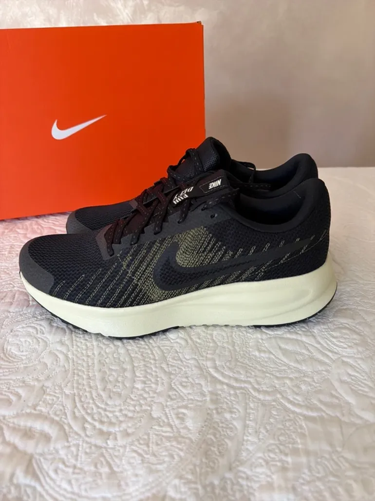 Nike Rub Defy bike d'occasion — image 2 sur 7