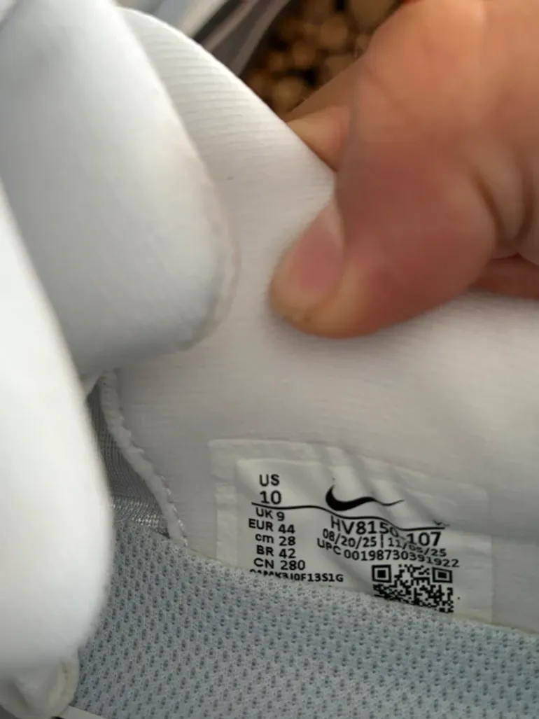 Used White Vomero Plus bike — image 10 of 11