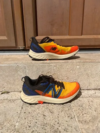 Gebrauchtes New Balance FuelCell Summit Unknown v3 Running Shoes