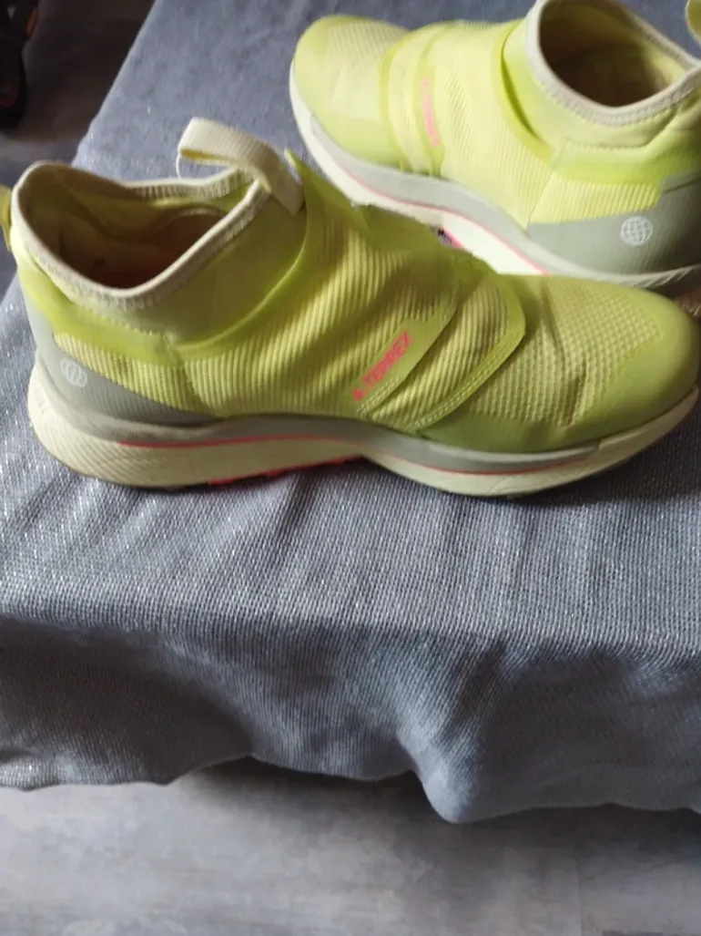 Used Adidas TERREX320 bike — image 4 of 6