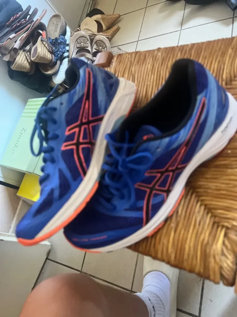 Brugt Asics Running Shoes bike — billede 2 af 4