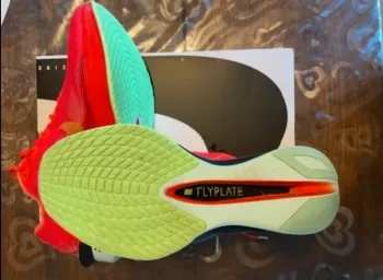 Used Nike Vaporfly 4 bike — image 3 of 6