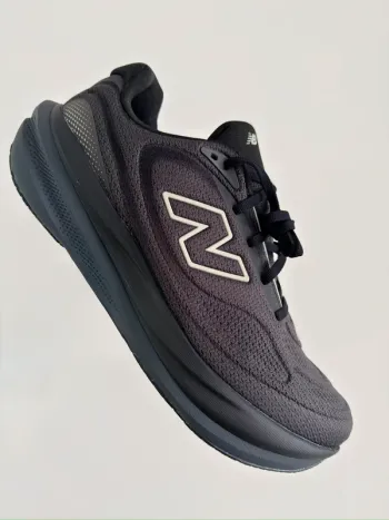 Brugt New Balance M1080 V15 Running Shoes