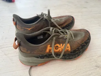 Used Hoka Speedgoat 6 Running Shoes