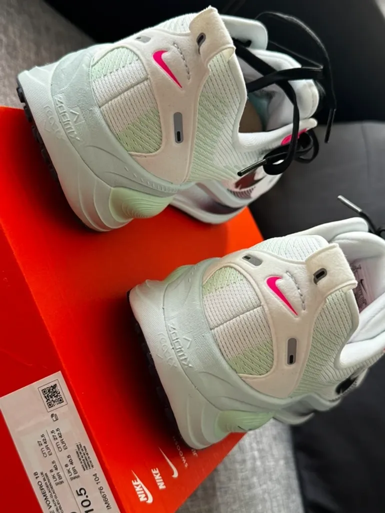 Used Nike Vomero 18 bike — image 8 of 12