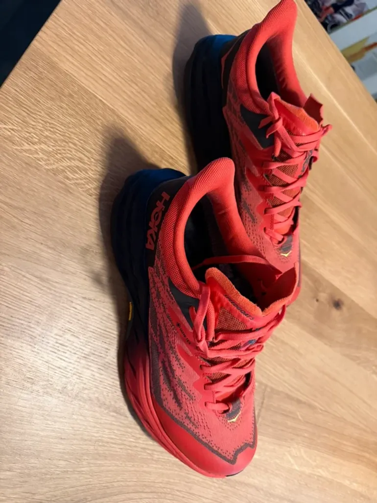 Used Hoka Speedgoat 5 bike — image 2 of 4