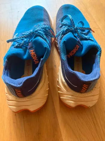 Used Hoka Laufschuhe 41, 5 bike — image 3 of 7