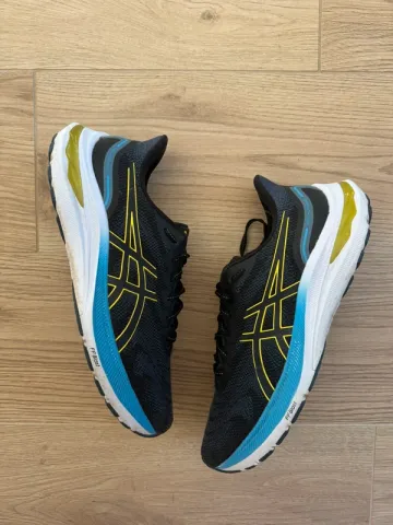Brugt Asics Gel Running Shoes
