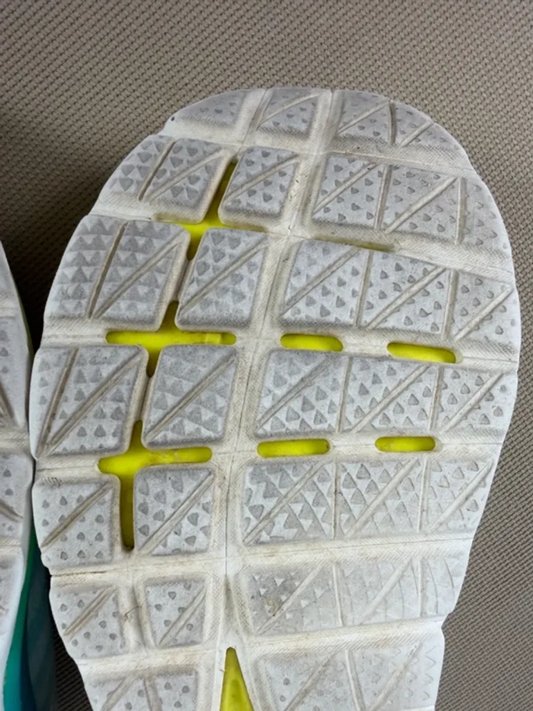Used Hoka Mach 5 bike — image 14 of 15