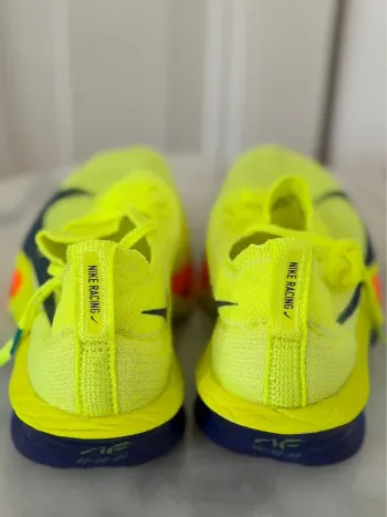 Used Clean Air Zoom Alphafly Next% 3 bike — image 4 of 5