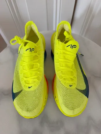 Used Clean Air Zoom Alphafly Next% 3 bike — image 3 of 5