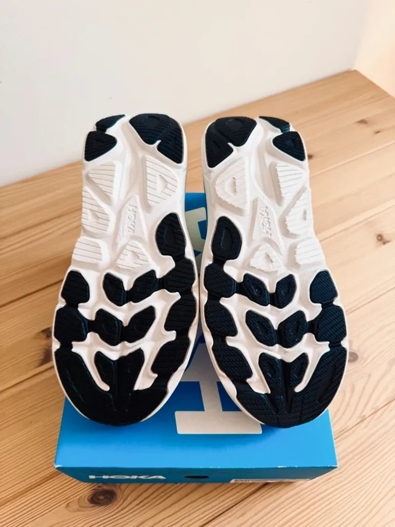 Käytetty Hoka Clifton 11 bike — kuva 2 / 5