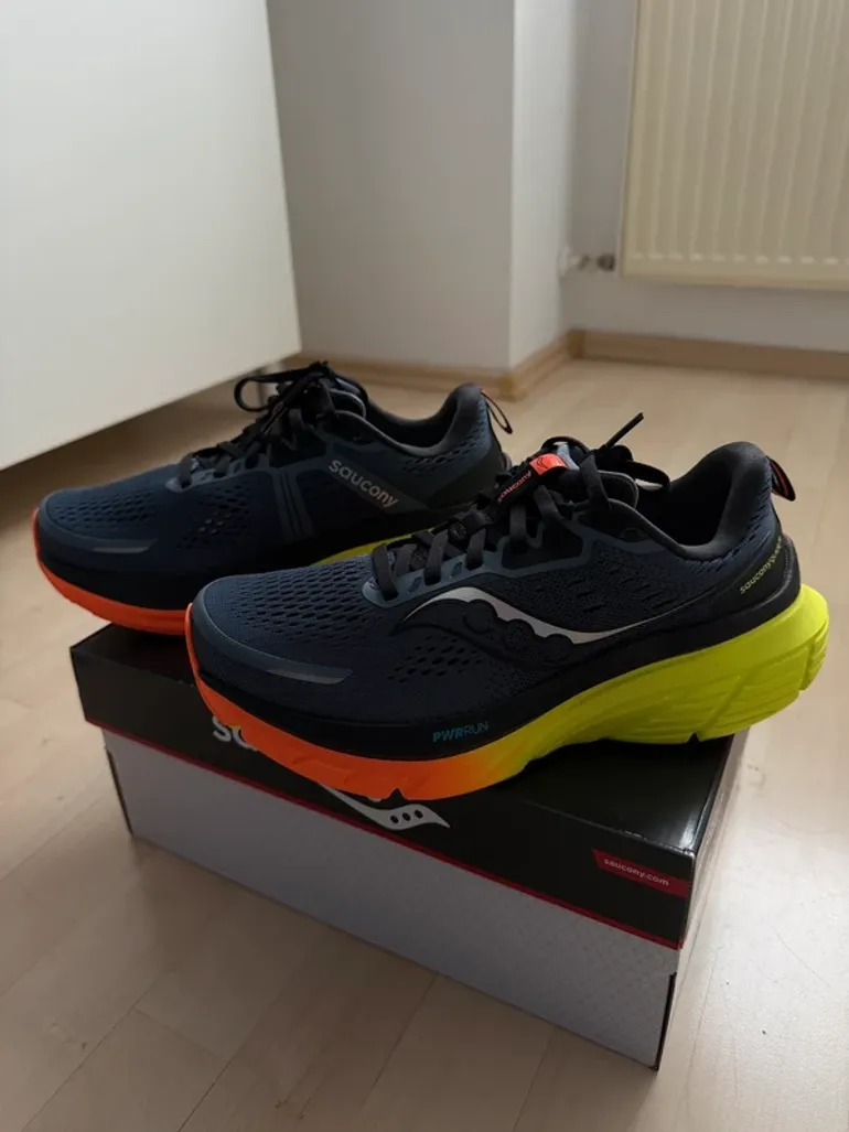 Used Saucony Guide 18 bike — image 2 of 7