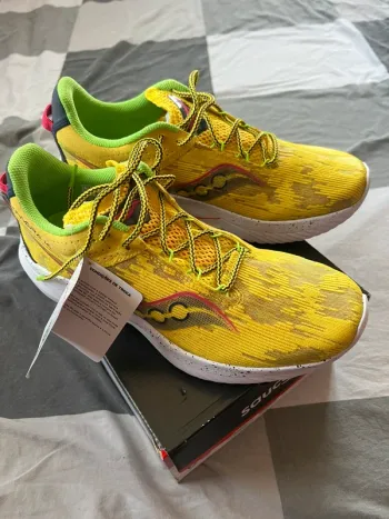 Saucony Kinvara 14 Running Shoes usato