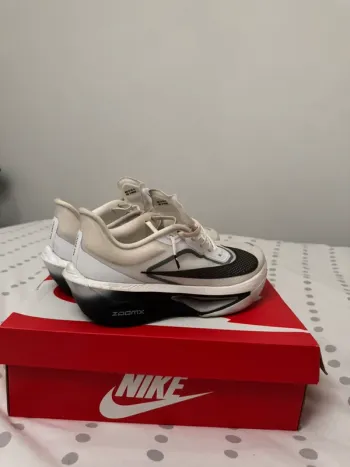 Nike Zoom Fly 6 Running Shoes usato
