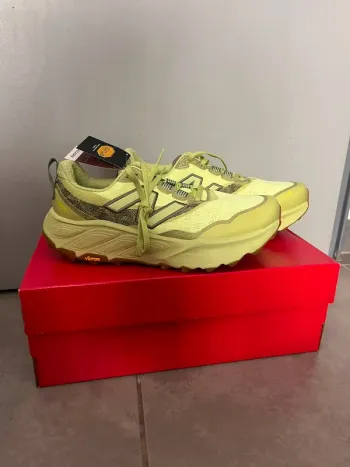 New Balance Hierro v9 Running Shoes usato