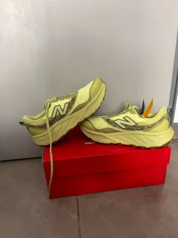 Tweedehands New Balance Hierro v9 bike — afbeelding 4 van 10