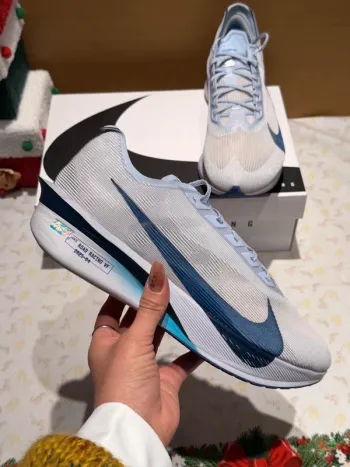 Used Nike ZoomX Vaporfly bike — image 3 of 7