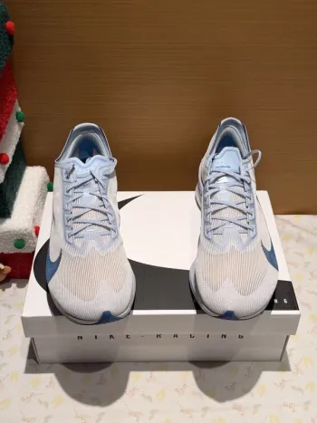 Used Nike ZoomX Vaporfly bike — image 2 of 7