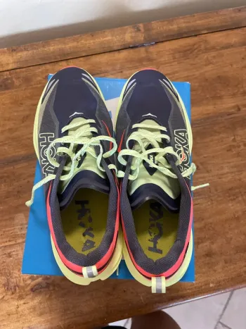 Hoka Zinal 3 bike usato — immagine 4 di 6