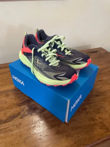 Hoka Zinal 3 Running Shoes usato