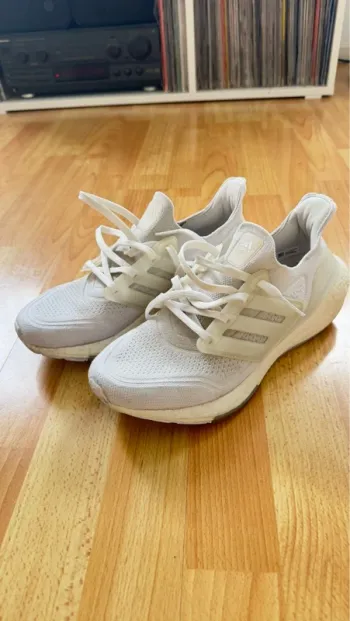 Gebrauchtes Adidas Ultra Boost 21 Running Shoes
