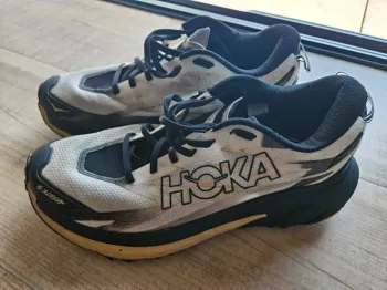 Hoka Mafate 5 Running Shoes usato