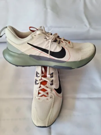 Used Nike Juniper Trail 2 Running Shoes