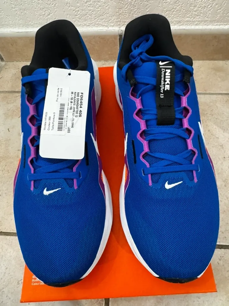 Used Nike Running Shoes bike — image 2 of 8