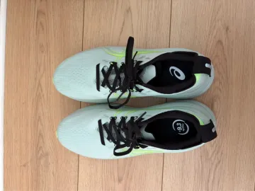 Used Asics Gel-Nimbus 28 Running Shoes