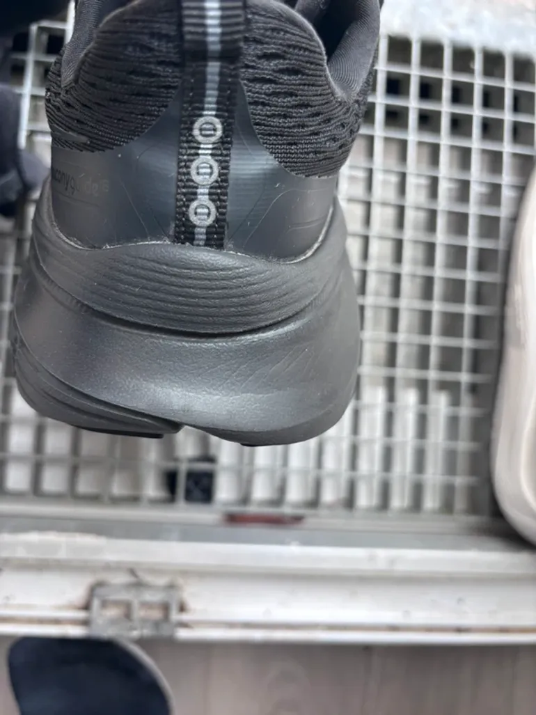 Used Saucony Guide 18 bike — image 3 of 3