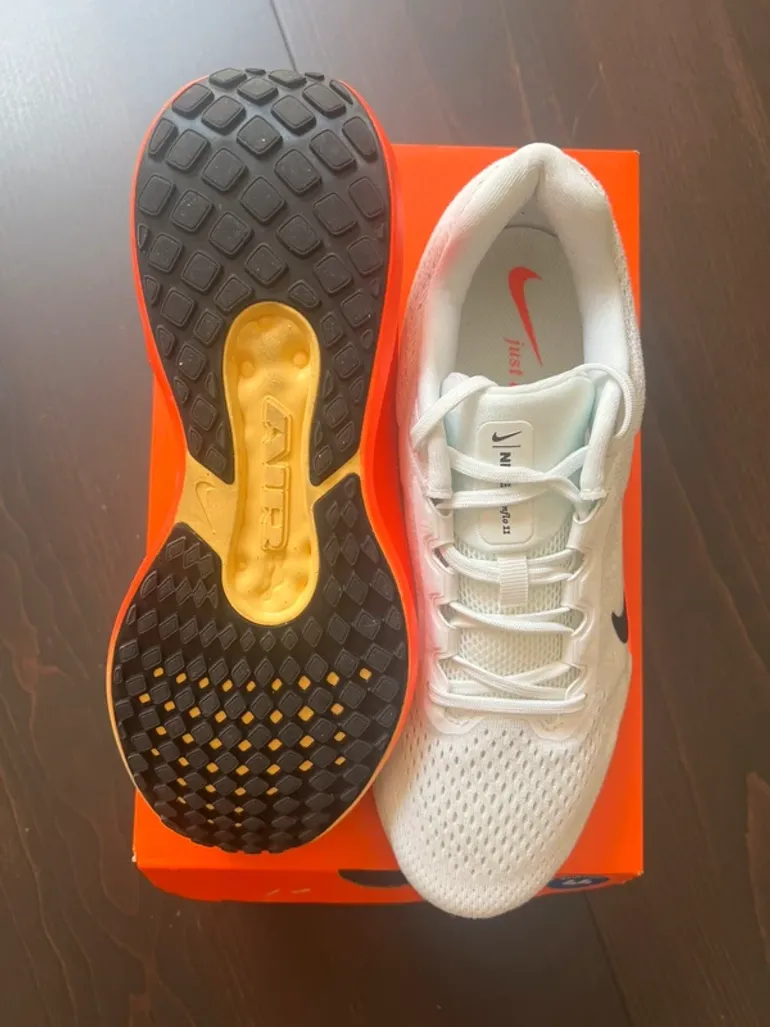 Nike Winflo 11 bike usato — immagine 4 di 5