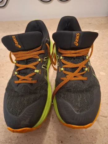 Used Asics Gel-Trabucco 11 Running Shoes