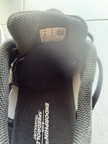 Tweedehands Saucony Endorphine Speed 5 bike — afbeelding 3 van 3