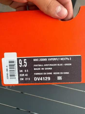 Nike ZoomX Vaporfly Next% 3 bike usato — immagine 7 di 7