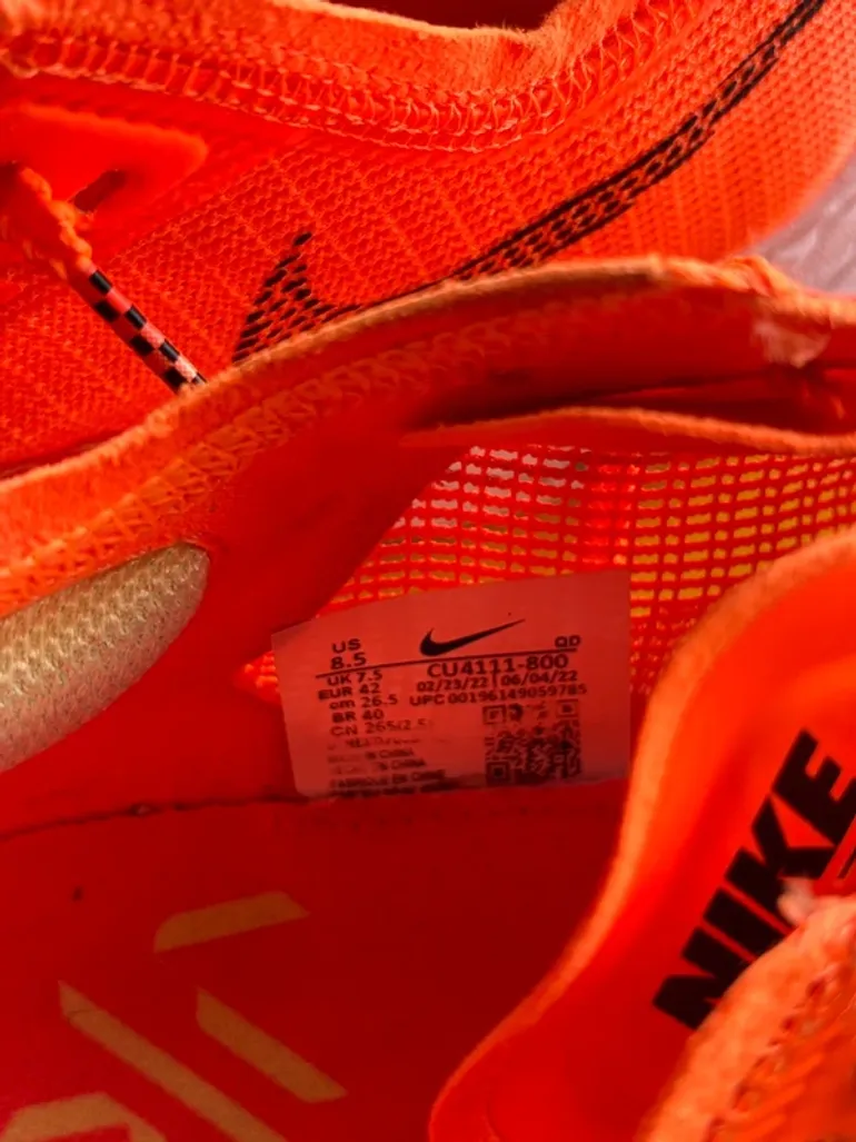 Used Nike ZoomX Vaporfly Next% 2 bike — image 7 of 7
