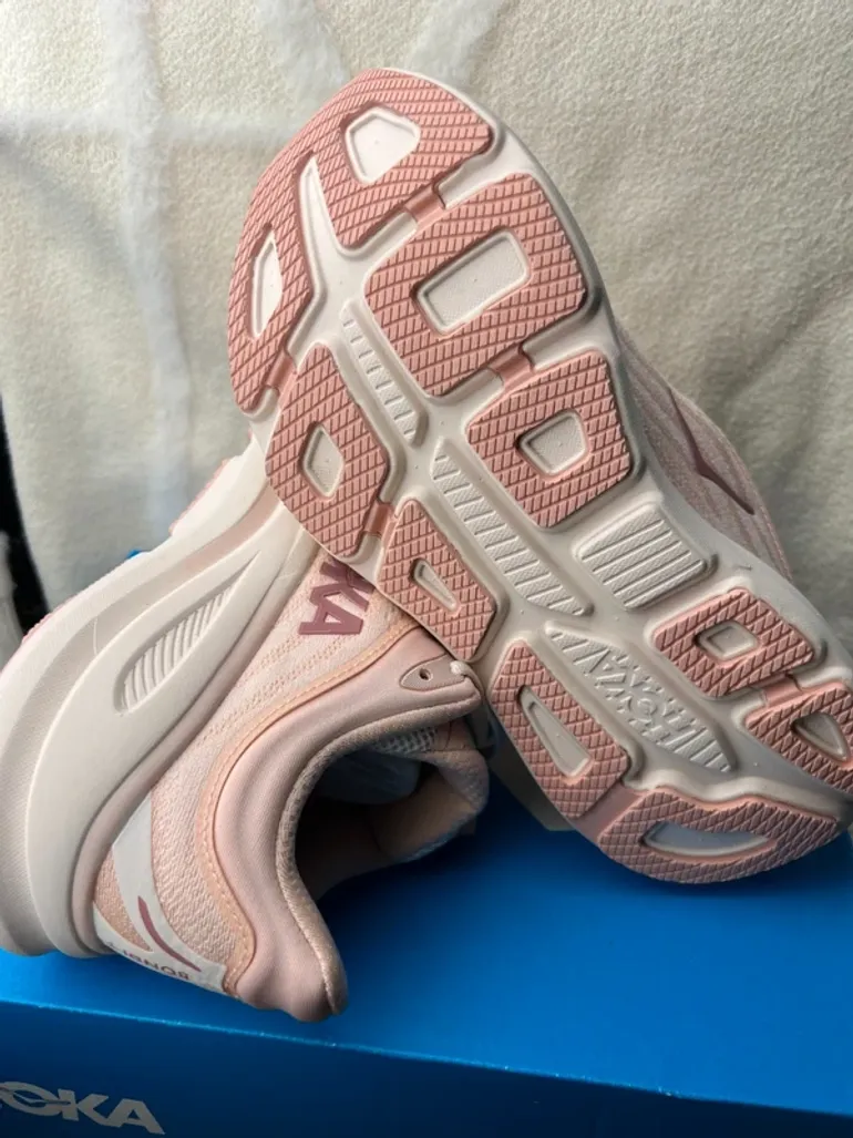 Used Hoka Baskets bike — image 3 of 12