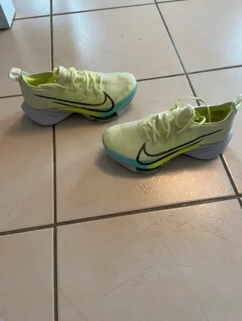 Used Nike Air Zoom bike — image 3 of 5