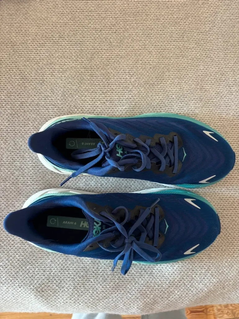 Used Hoka Laufschuhe bike — image 2 of 5