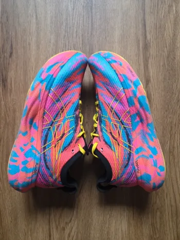 Asics Gel Nimbus 25 Running Shoes d'occasion